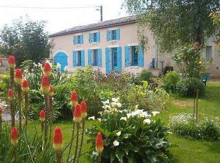 Bed and Breakfast Maison D'Hotes La Chabanaise - Marais Poitevin Cramchaban Екстер'єр фото